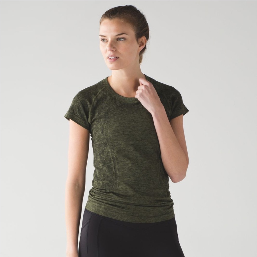 Lululemon Swiftly Tech Short Sleeve Crew Camo Dark Olive Brave Olive Size 4